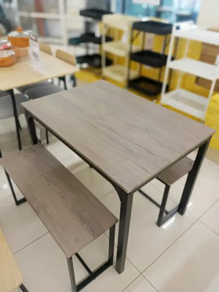 SET MEJA MAKAN MINIMALIS