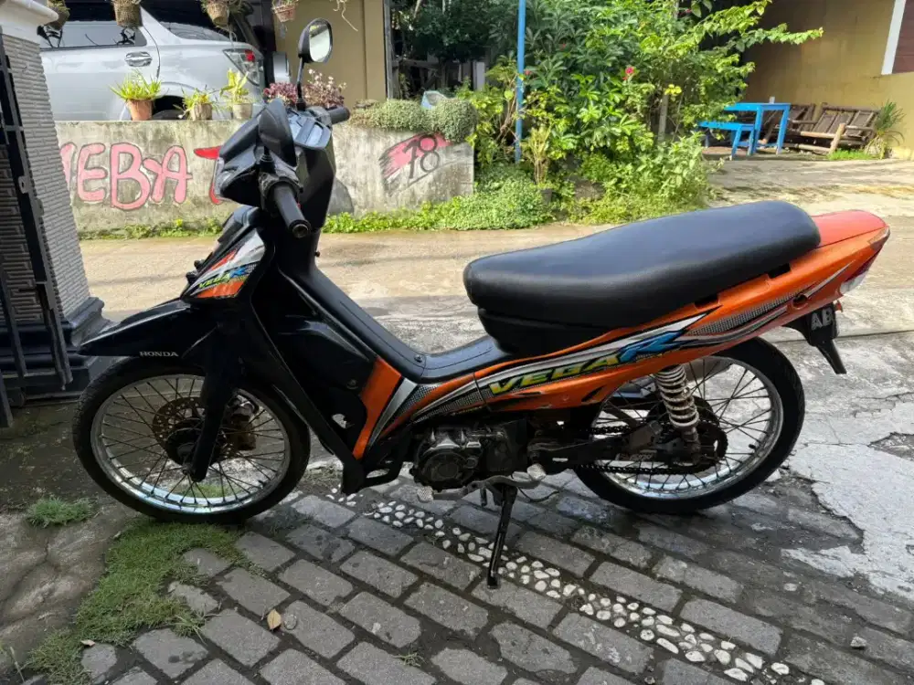 Vega R THN 2005 plat AB Bantul