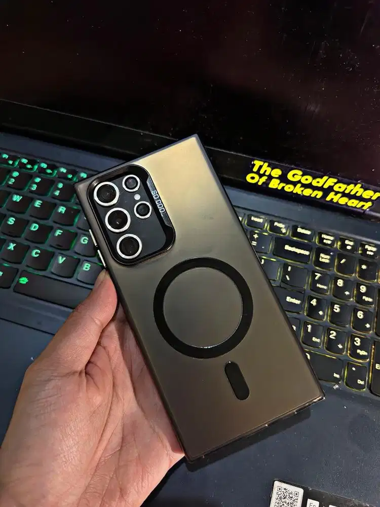 Samsung Galaxy S22 Ultra SEIN 12/256gb Mulus