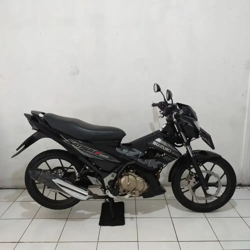 Suzuki Satria Fu 2015 Lengkap Bagus