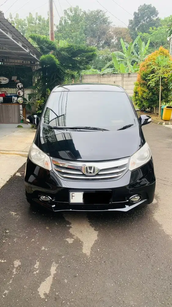 Honda Freed 2013 Bensin