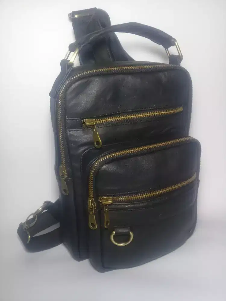 Tas Selempang Kulit Asli