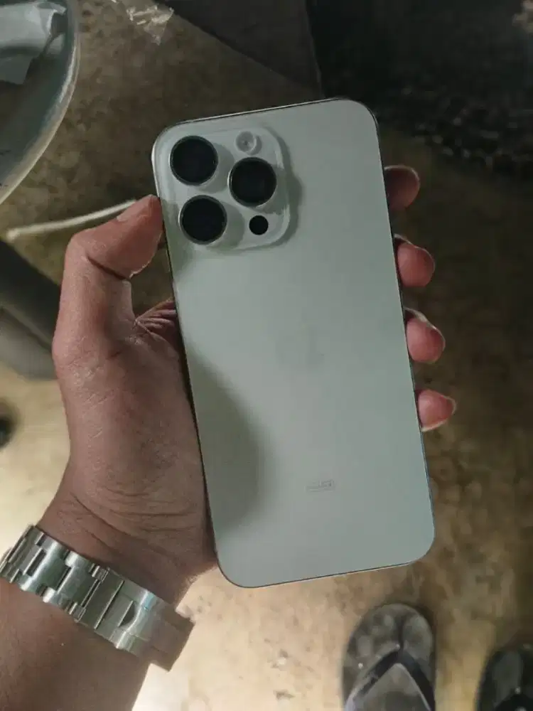 Iphone 15 promax 256gb ibox 
Natural titanium
Lengkap