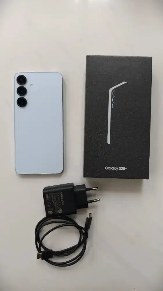 WTS Samsung S25+ 256GB Icy Blue