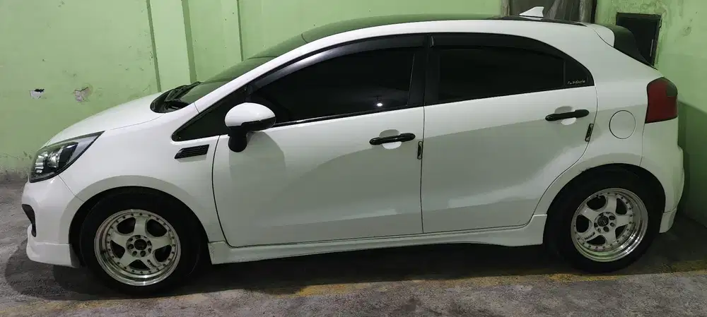 Kia Rio 2013 Bensin