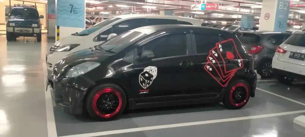 Toyota Yaris 2012 Bensin