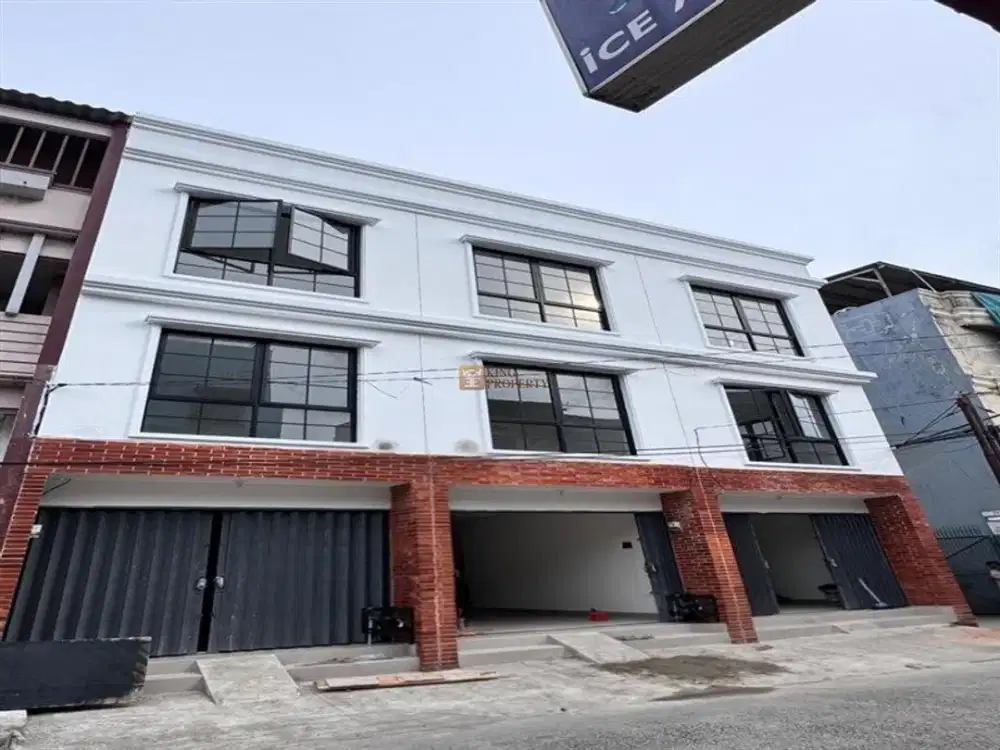 Disewa Ruko Hook 4 Lantai + Rooftop 225M2 di Pademangan Dekat Mangga Dua & Ancol, Cocok Utk Aneka Usaha, Kantor, Salon dan Usaha Online