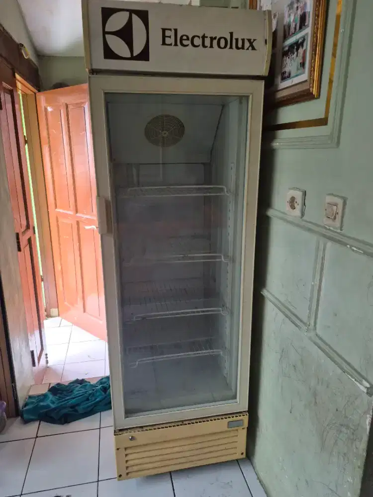 Showcase Electrolux 5tahap tinggi