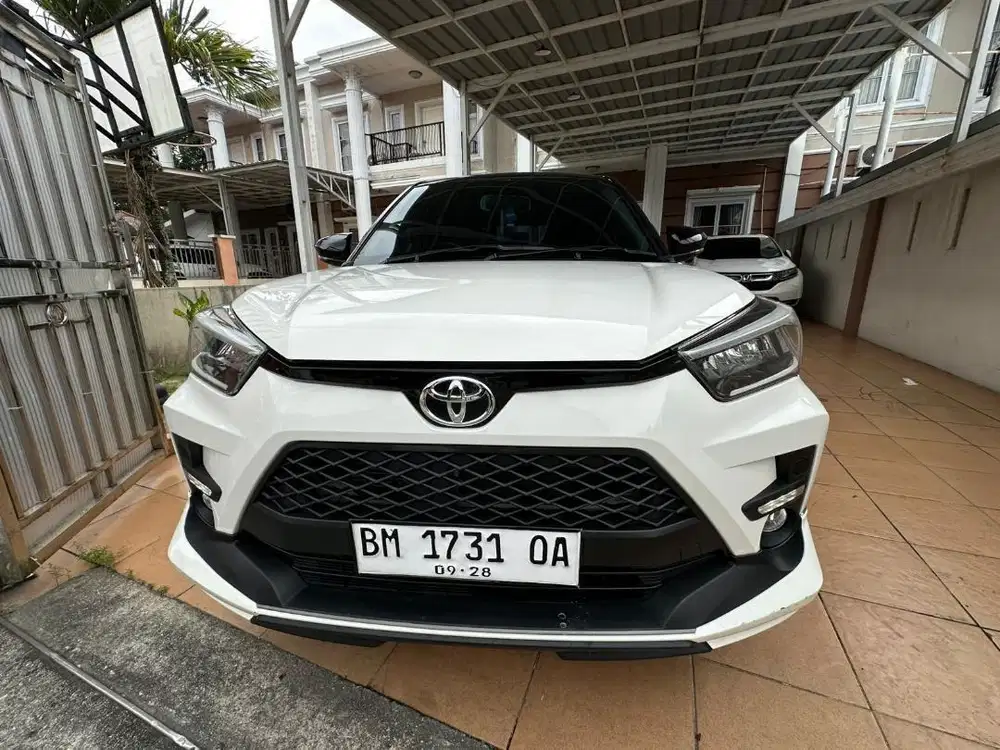 Dijual mobil raize pemakaian pribadi