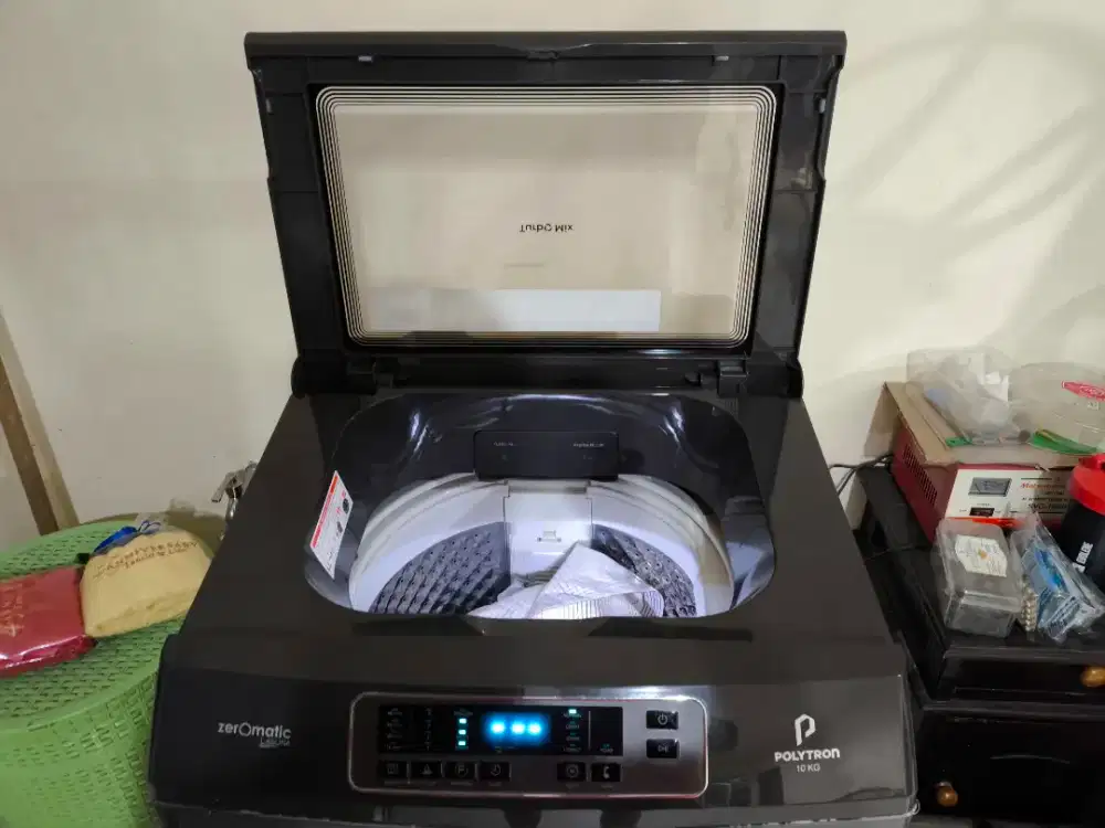 Mesin Cuci 1 Tabung Top Load Polytron
Zeromatic Laguna Hijab 10 KG