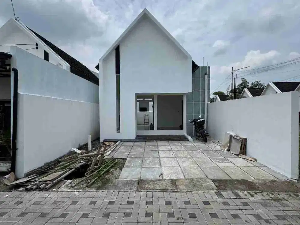 dijual rumah siap huni lokasi sangat strategis