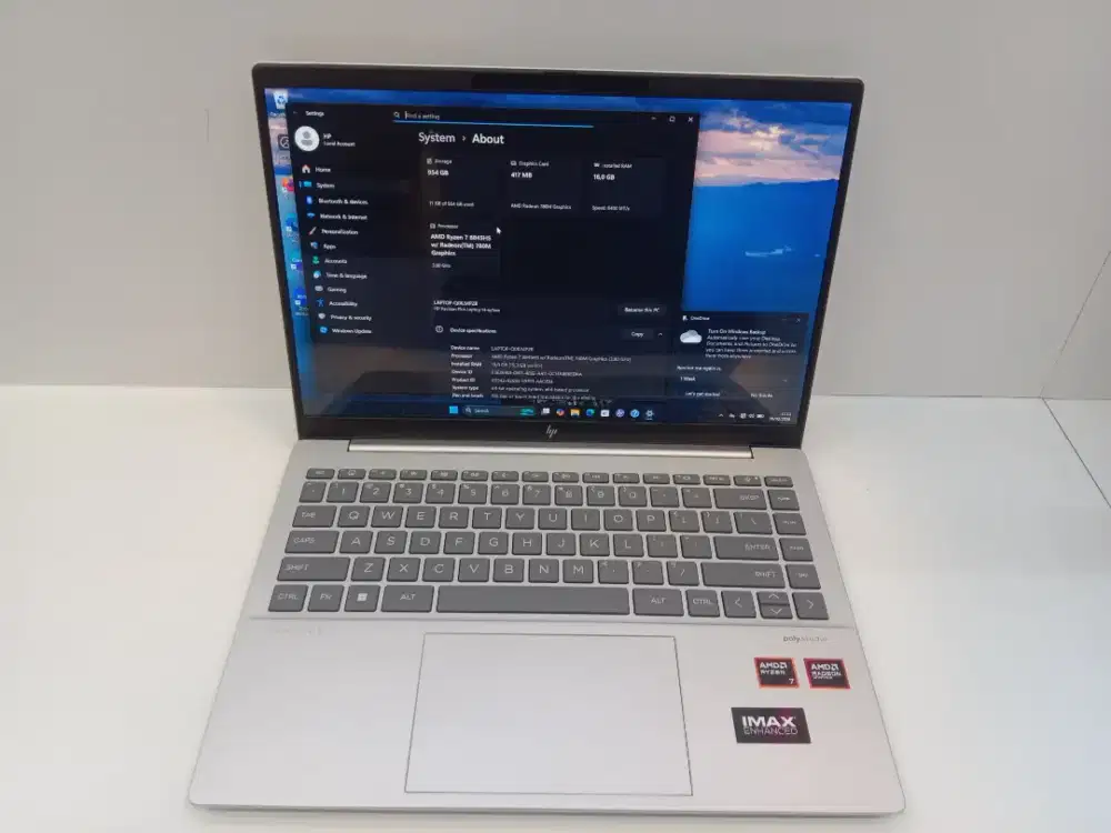 LIKE NEW HP PAVILION PLUS