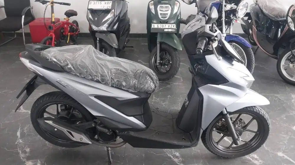 BEAT Deluxe 2024 Pajak Panjang