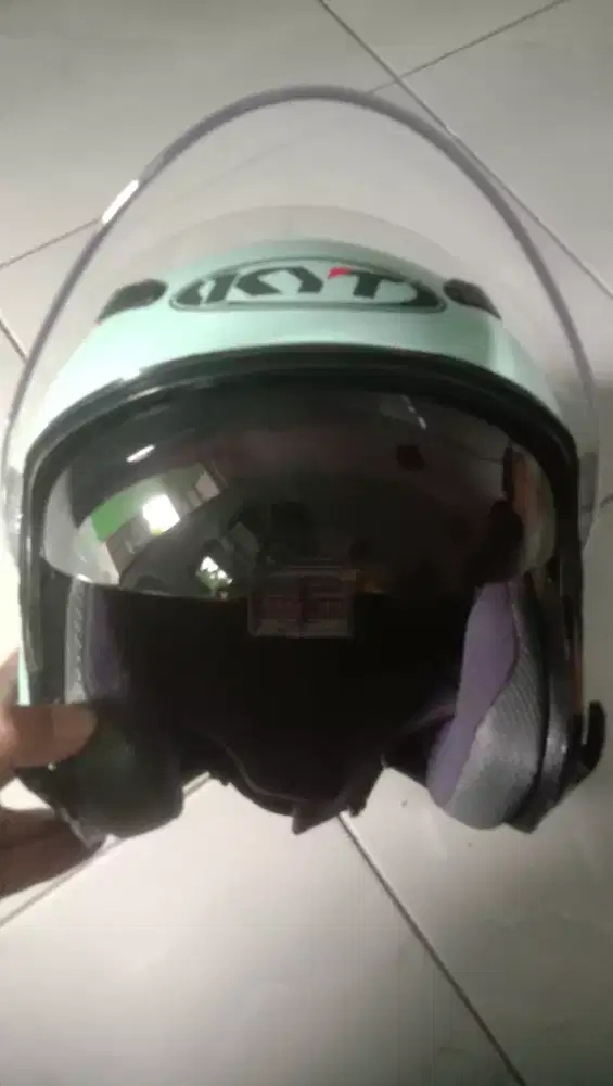 Jual cepat 300 helm KYT double visor ukuran M