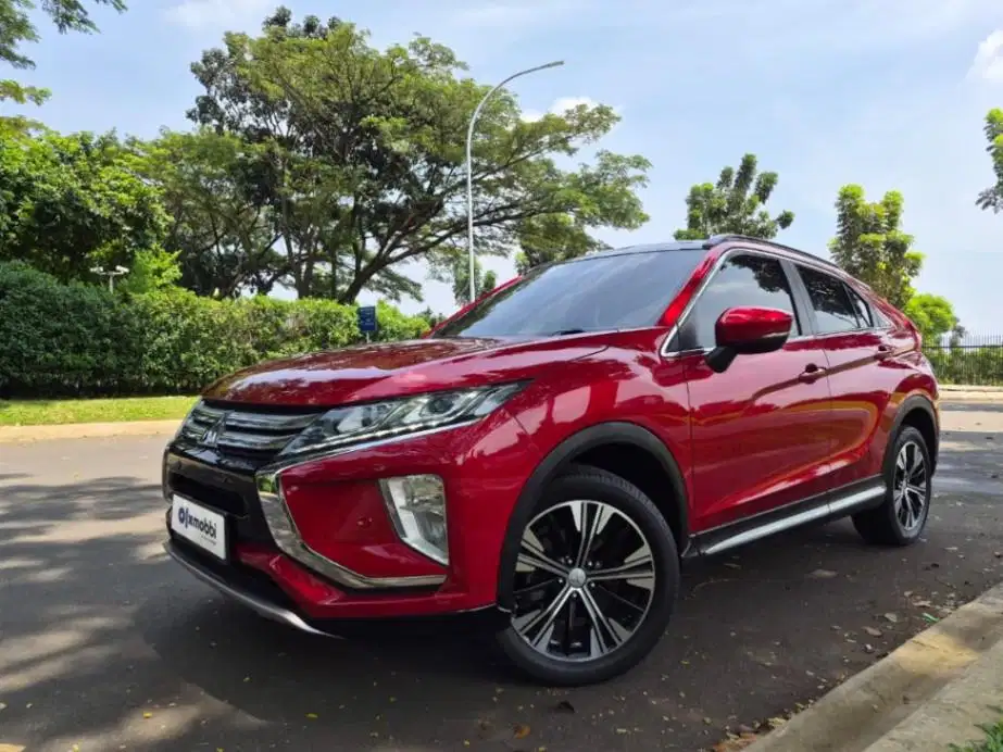 LOW DP Mitsubishi Eclipse Cross 1.5 Ultimate Bensin-AT 2019 FFJ