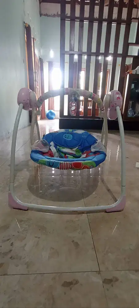 Bouncer/ayunan bayi