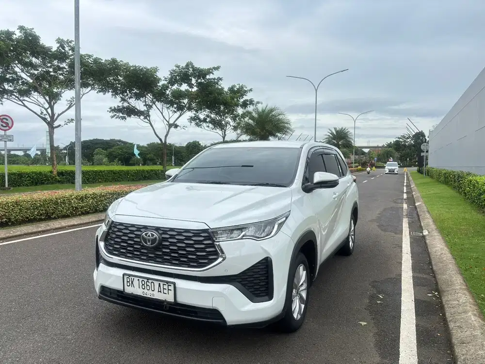Toyota Kijang Innova 2022 Bensin