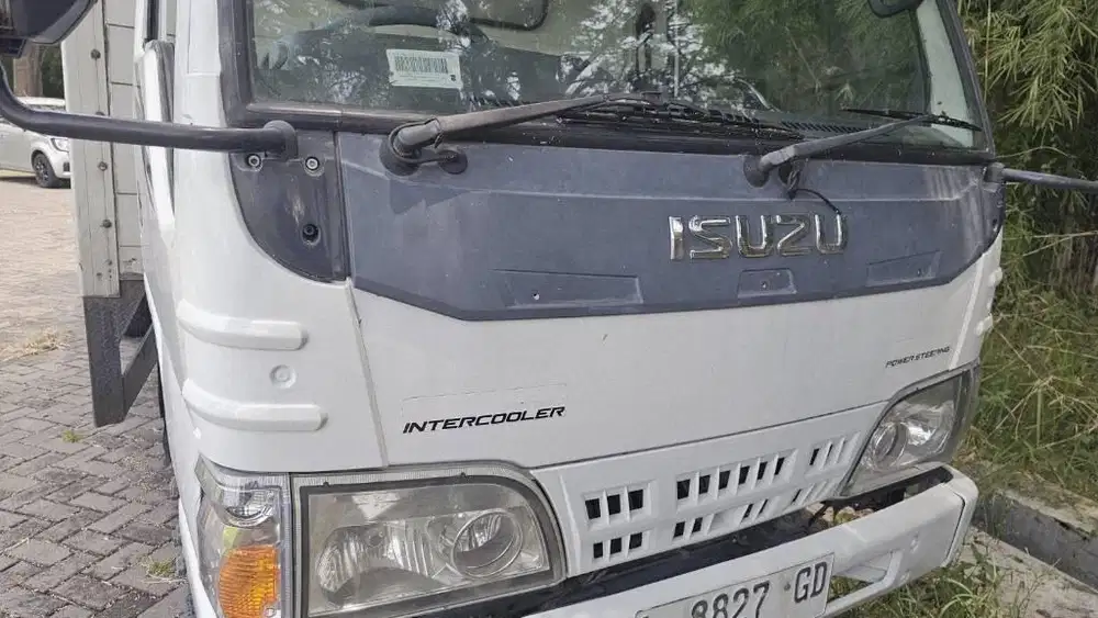 ELF 2014 BOX JUMBO 6 RODA JL KENJERAN OTOMART SURABAYA