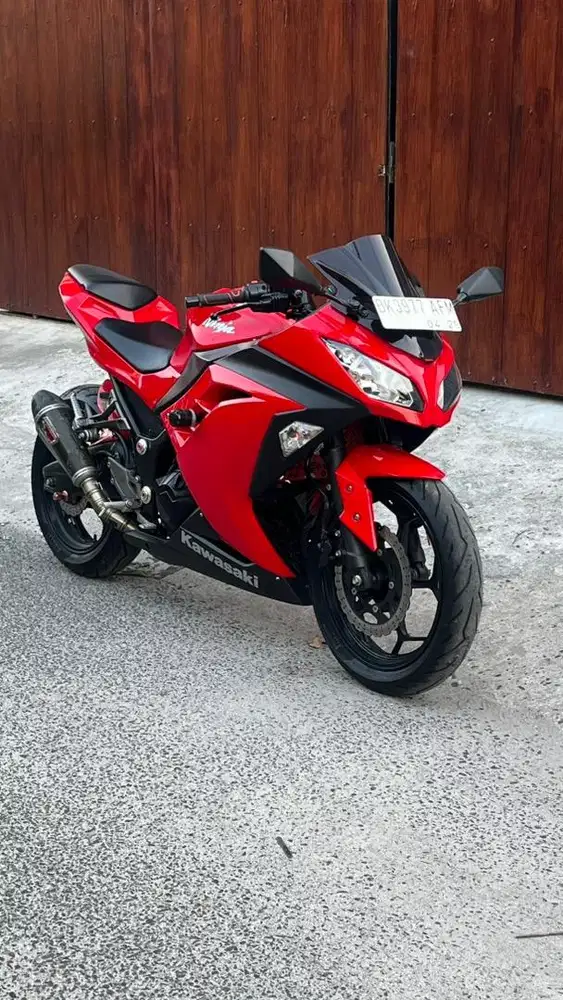 Kawasaki ninja 250 km.14.000 simpanan