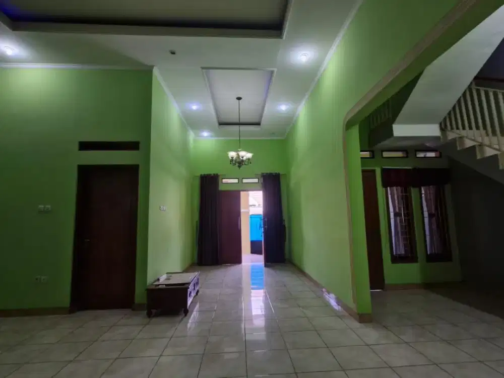 Disewakan rumah murah 2lantai di Pulogebang Permai Cakung Jakarta Timur siaphuni minimalis modern