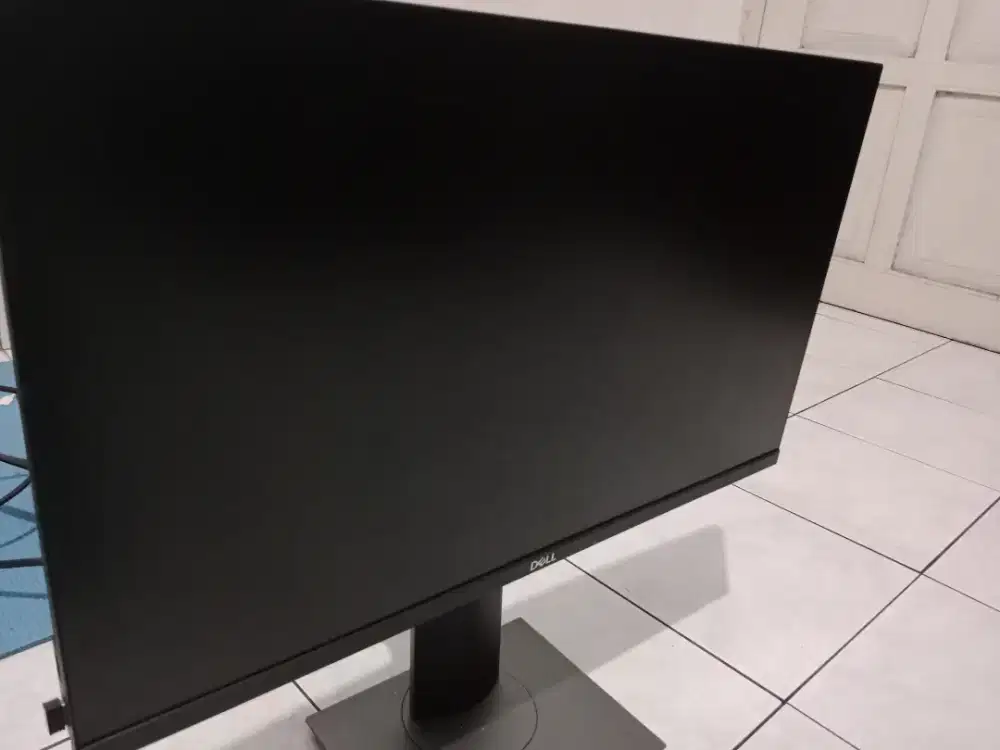 DIJUAL MONITOR DELL P2419H 24 INCH FRAMELESS IPS FULL HD plus BONUS