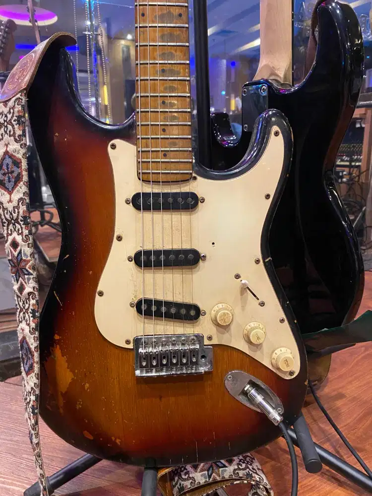 Gitar Fender Stratocaster