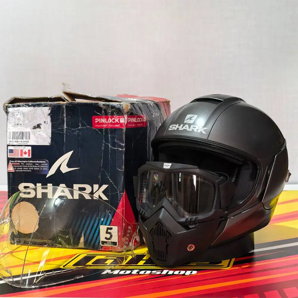 Shark City Cruiser Silver Satin Size L