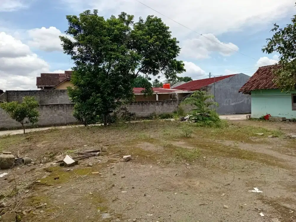 Investasi Emas Tanah Strategis Dekat Jalan Palagan