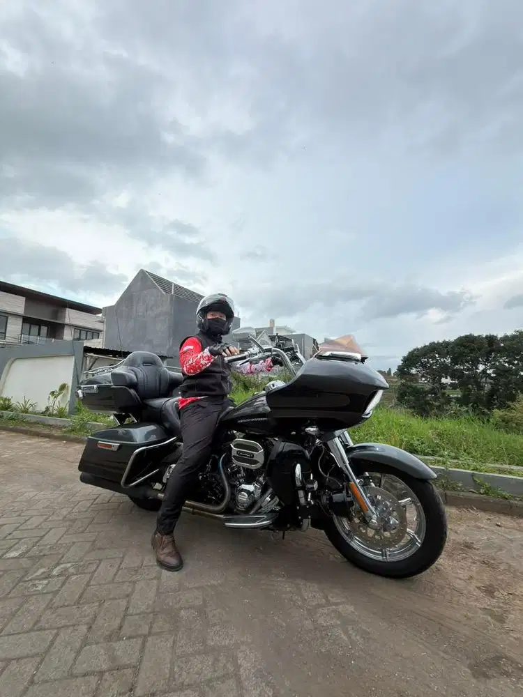 ROADGLIDE ULTRA CVO 2016 RGU