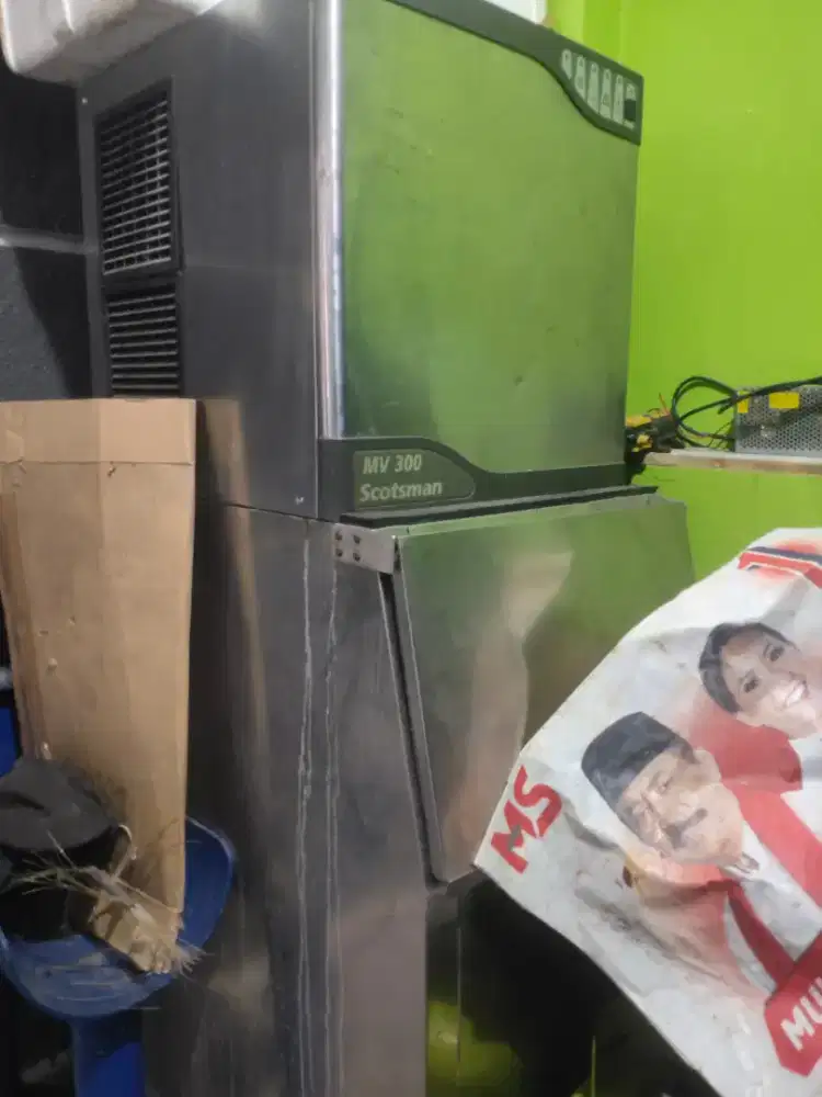 Mesin ES scotsman MV300