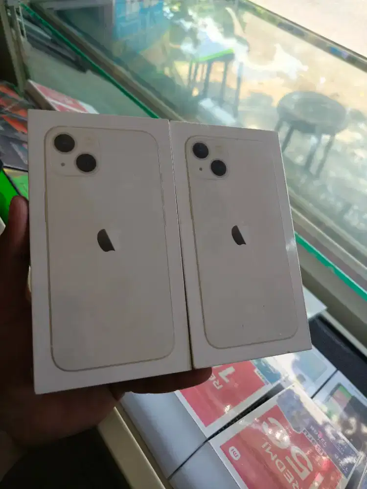 New iphone 13 128gb starlight garansi resmi 1 tahun