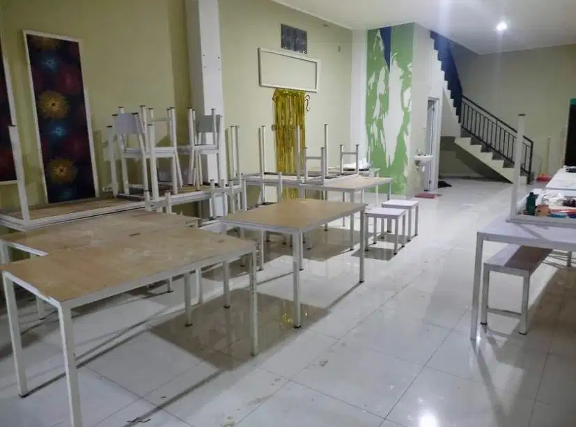 DIJUAL PERLENGKAPAN / PERALATAN USAHA KAFE ATAU WARUNG MAKAN