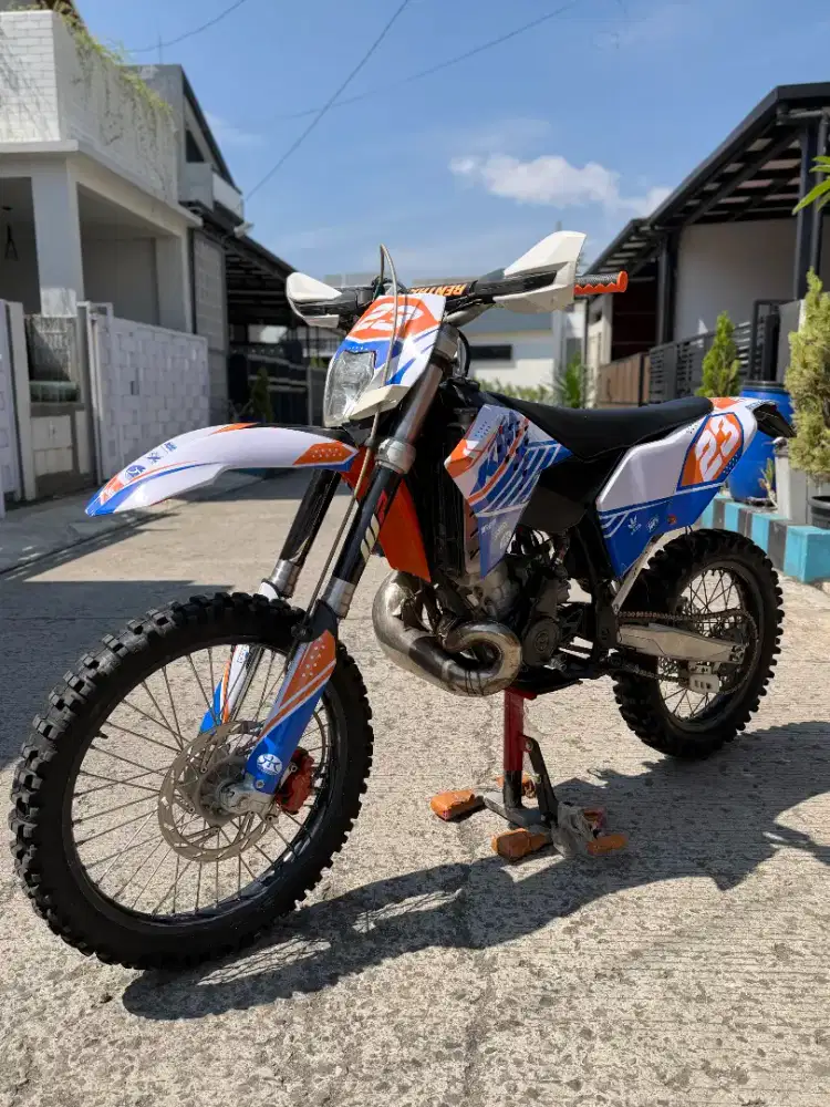 Ktm 200cc tahun 2004