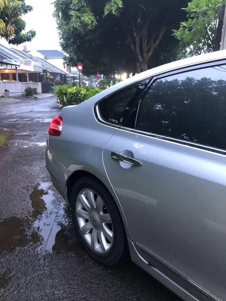 Nissan Teana 2011 Bensin