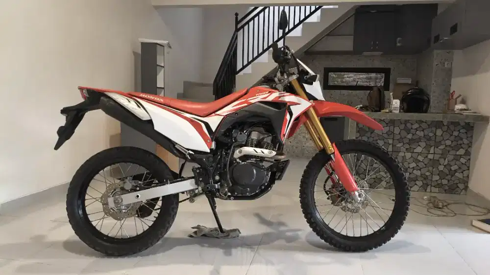 Honda CRF 2021 KM RENDAH