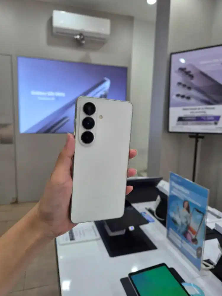 Samsung Galaxy S26 White 12/512GB