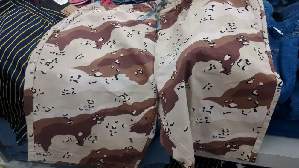 Celana pendek LEE original size 40-50