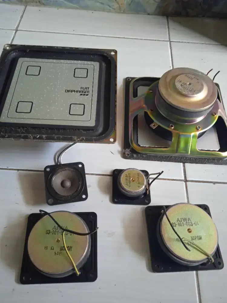 Componen speaker aiwa bil up,copotan,8,ohm,FLAT,DIAP,HAAM,