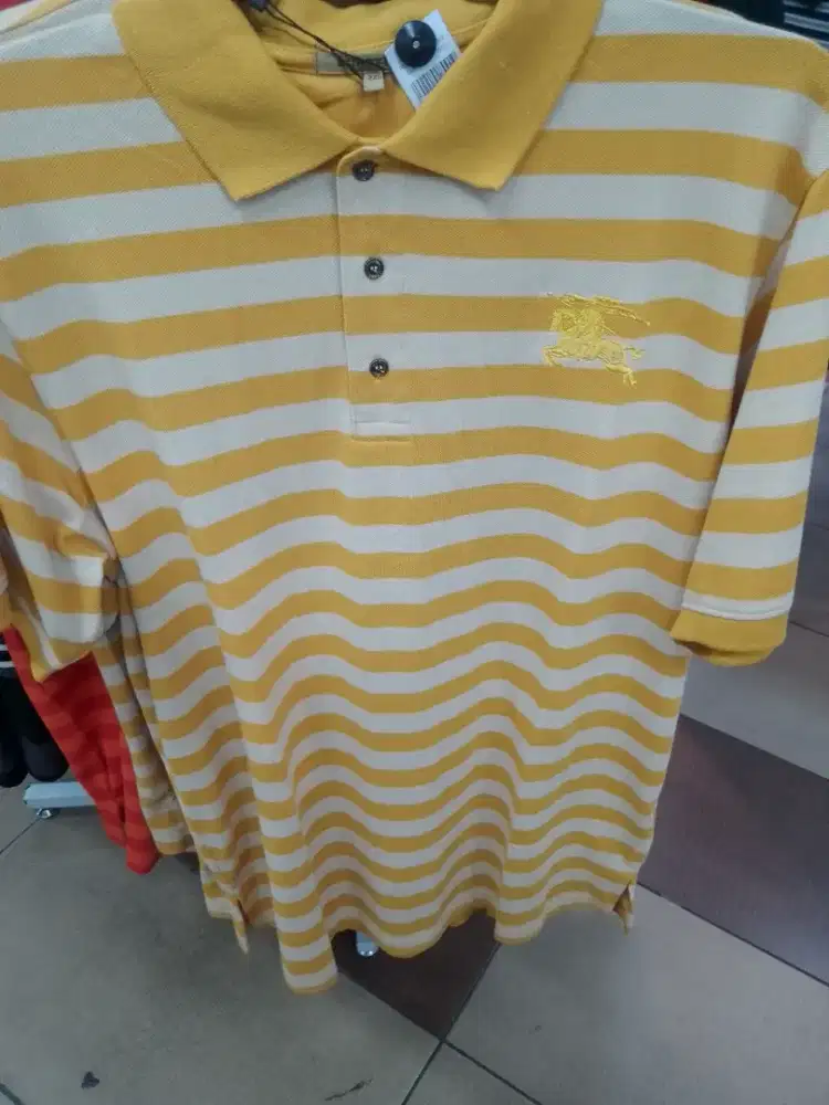 Kaos kerah salur yellow Burberry size 2XL-4XL