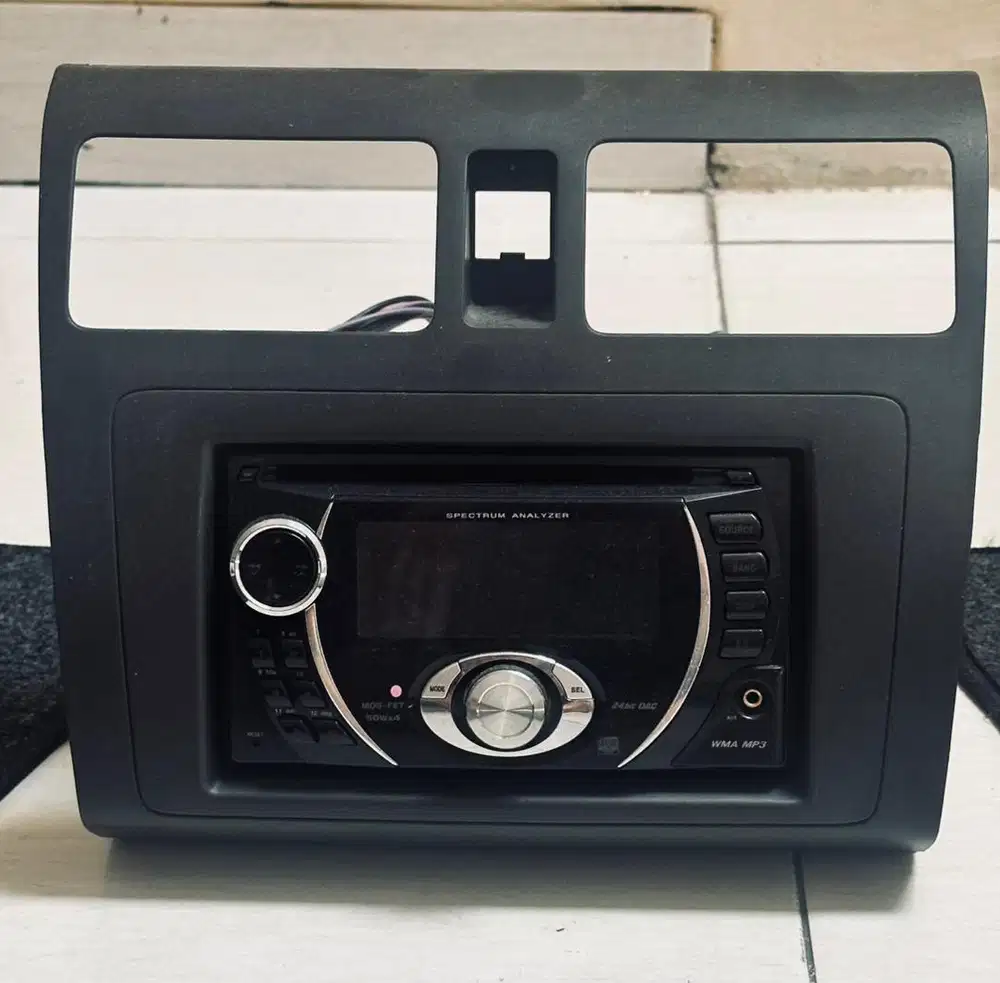 Jual head unit ori dan karpet depan ori Swift