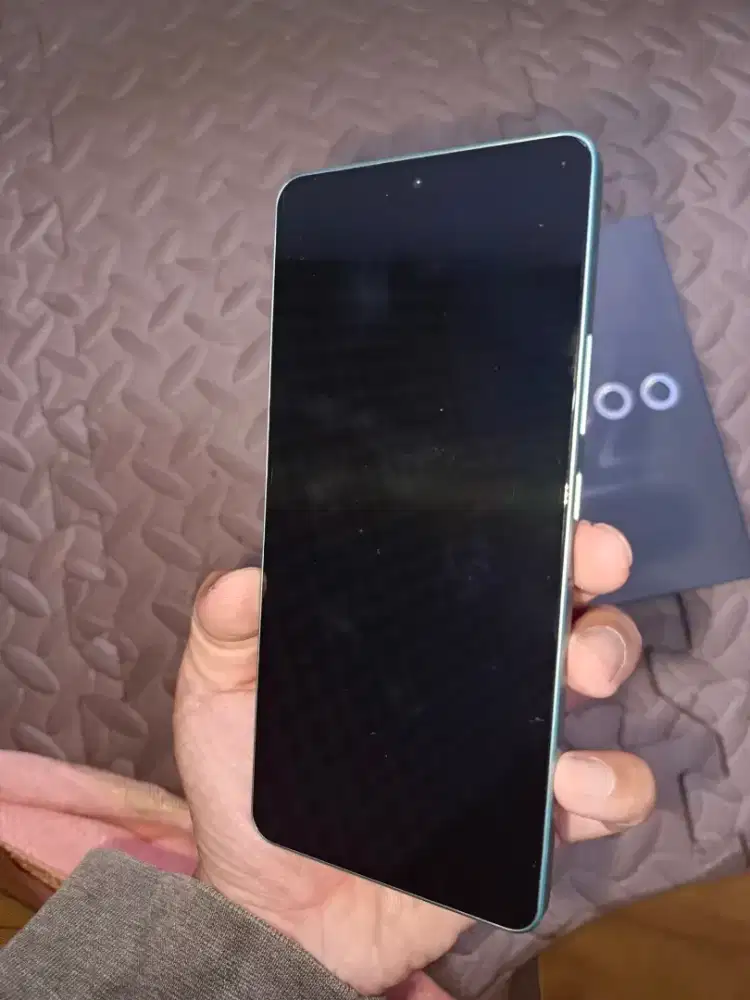 Jual Cepat IQOO Z9 5G 8+8 GB 256 GB Full Set