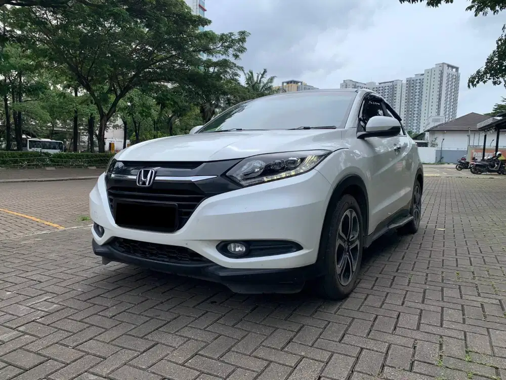 HARGA CASH TERMURAH!! HONDA HRV 1.8 PRESTIGE AT MATIC 2017 PUTIH