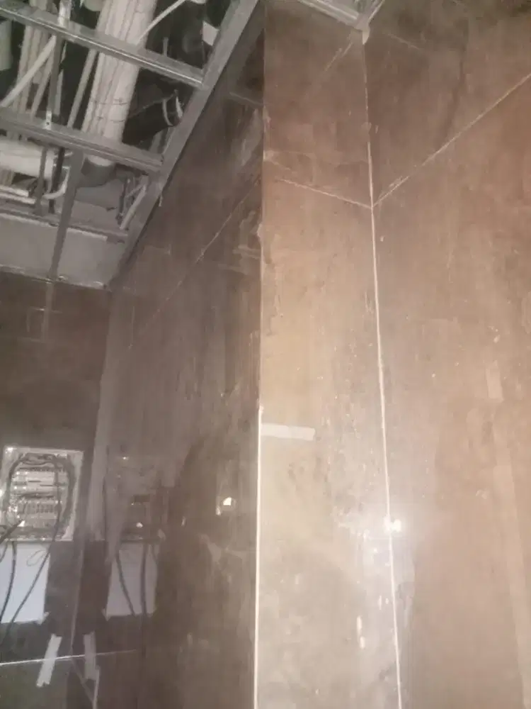 Tukang Pasang Marmer, Quadra, Granit. Kontraktor Bangun Rumah Mewah