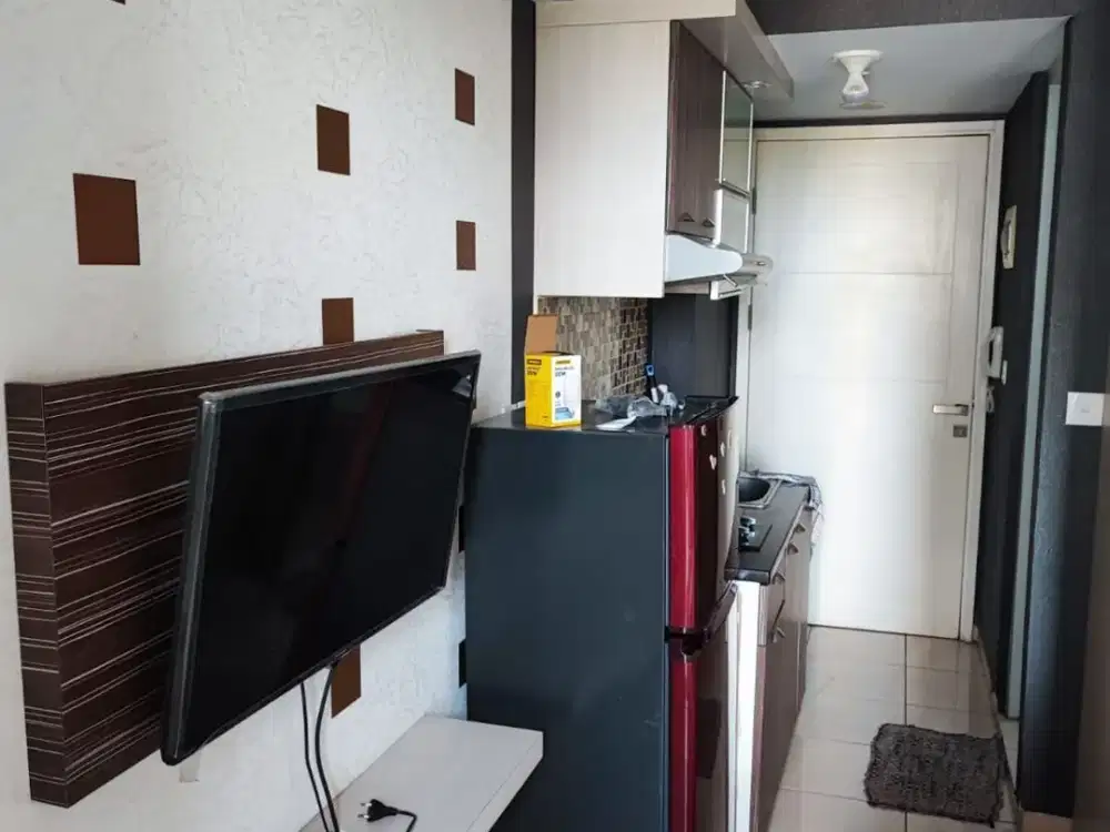 Di jual apartemen tower azola full furnished spring lake summarecon bekasi