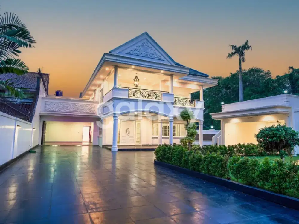 Kemang Selatan Rumah Baru Dengan Private Pool