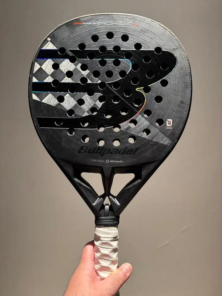 Raket Bull Padel Hack Hybrid 04 tahun 2026