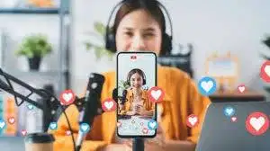 LOWONGAN KERJA: HOST LIVE STREAMING (PROFESIONAL)