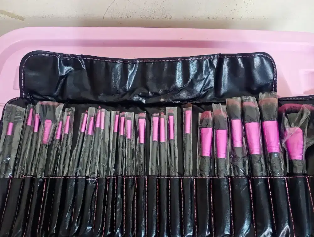 Brush Set belum pernah dipakai sama sekali