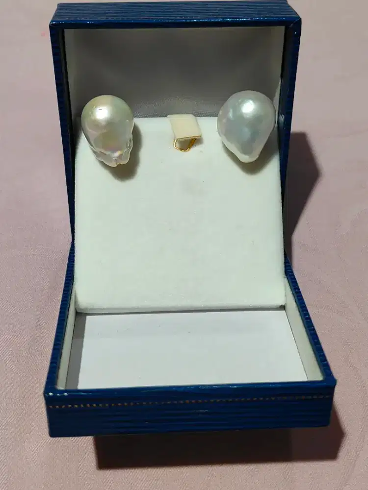 Pearl earrings 13gram