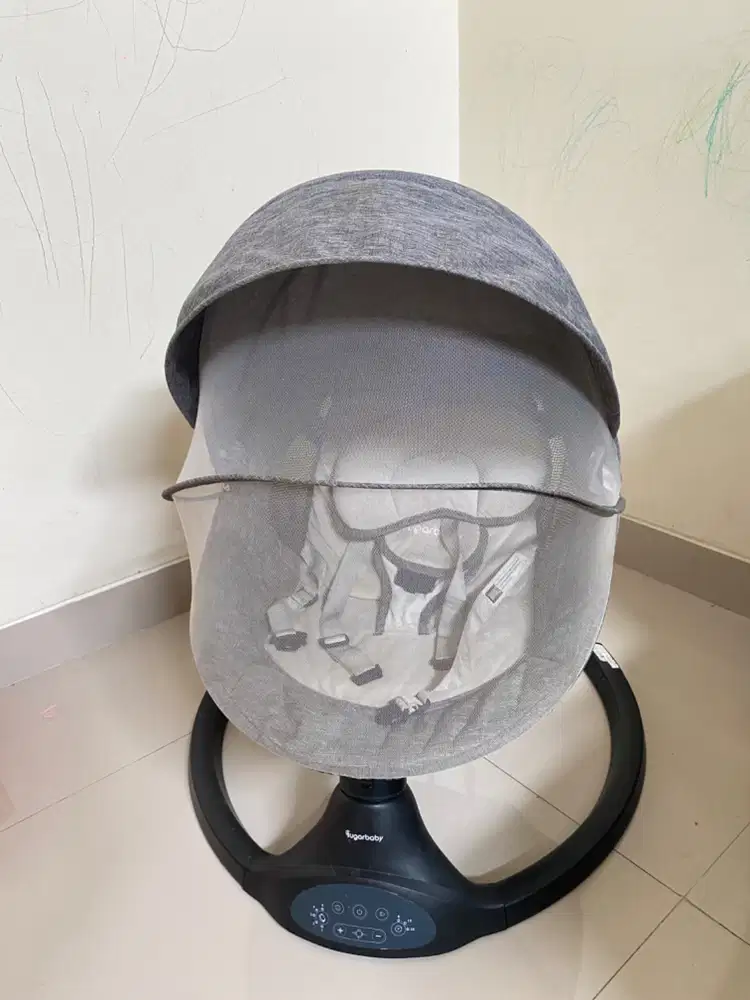 bouncer sugar baby Moms Hug Automatic Baby Swing Preloved/second